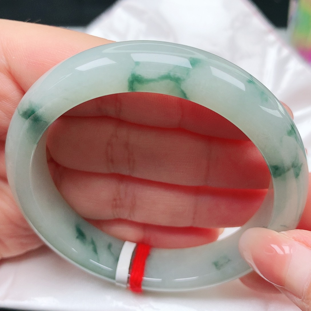 翡翠手镯未镶嵌飘蓝花15