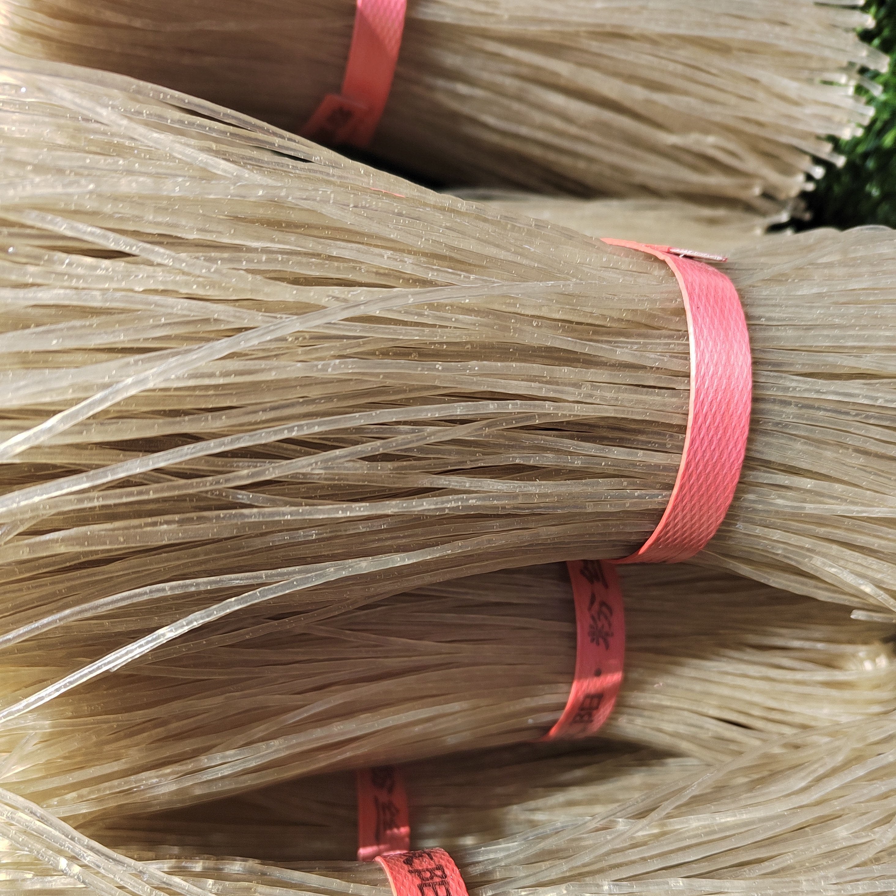 正宗农家纯手工红薯细粉条自然晾晒健康美味