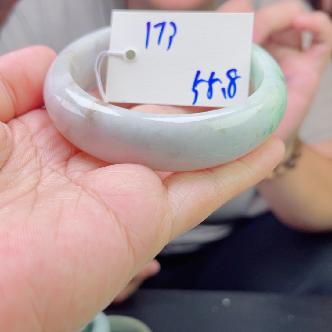 未镶嵌手镯翡翠173