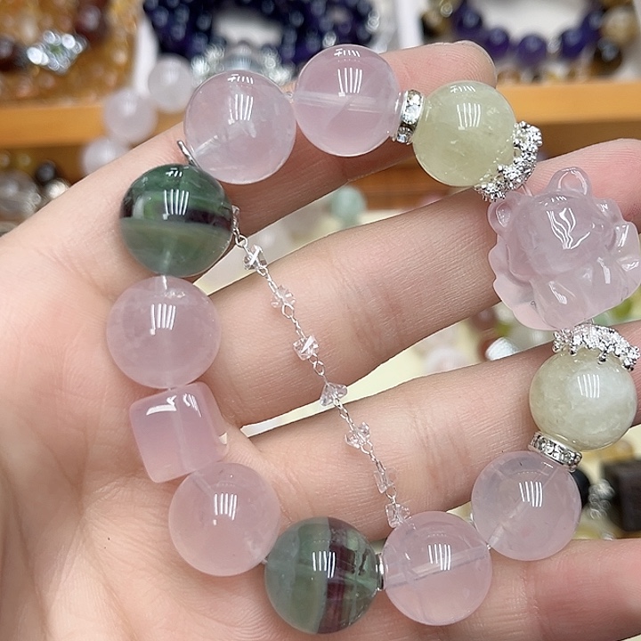 水晶手链未镶嵌粉水
