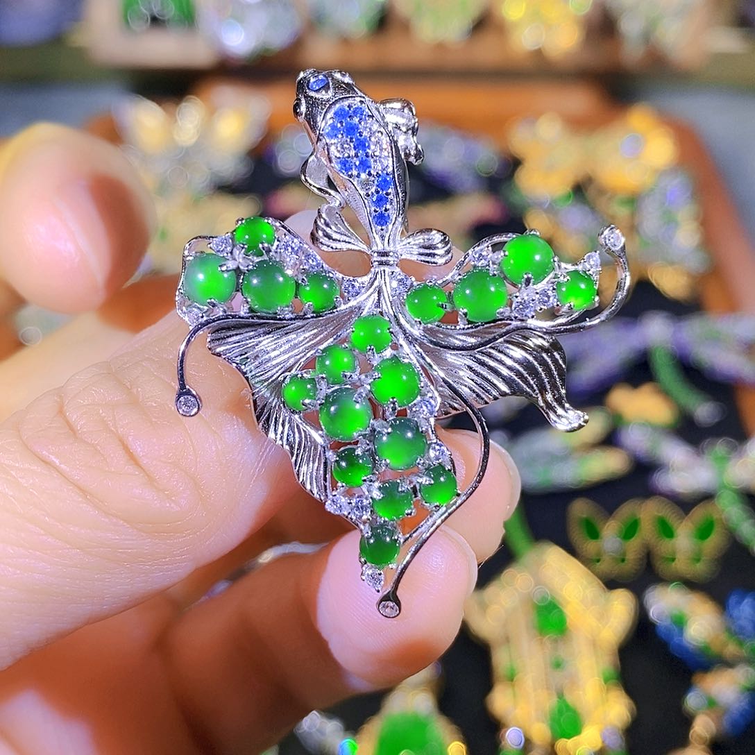 吊坠(不含链)银S925镶嵌翡翠