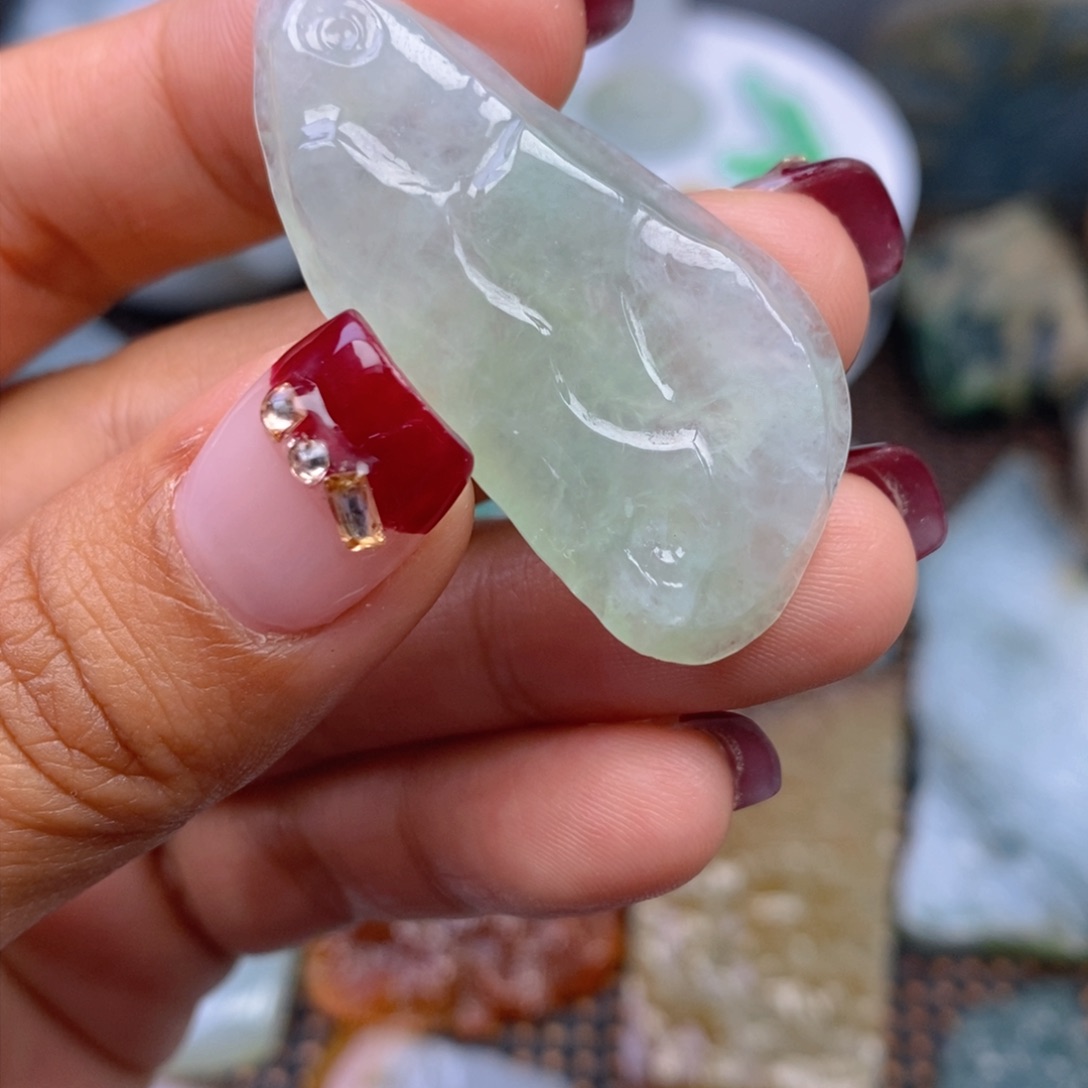 翡翠颈饰未镶嵌翡翠