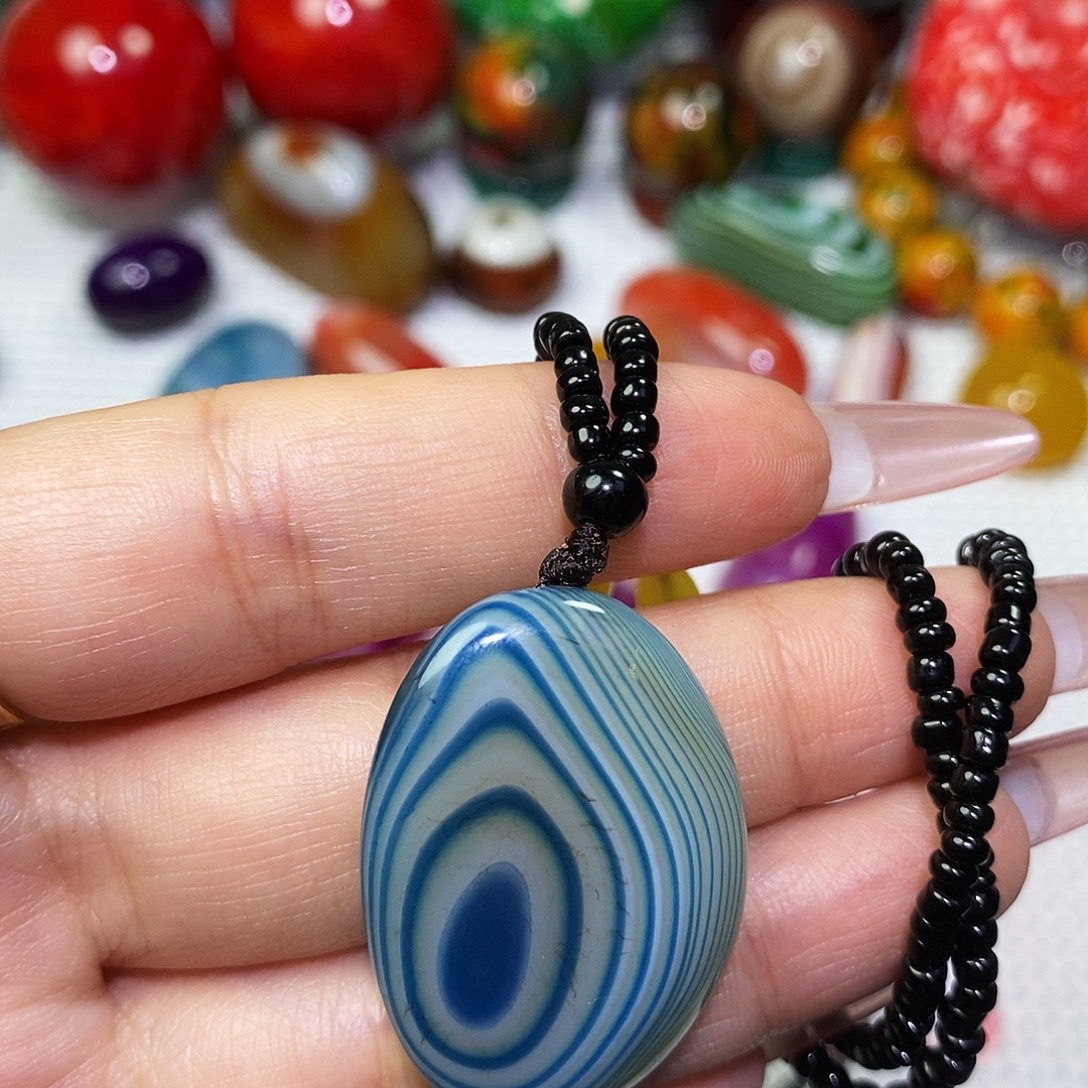 斌***玛瑙/玉髓未镶嵌珠宝奇石