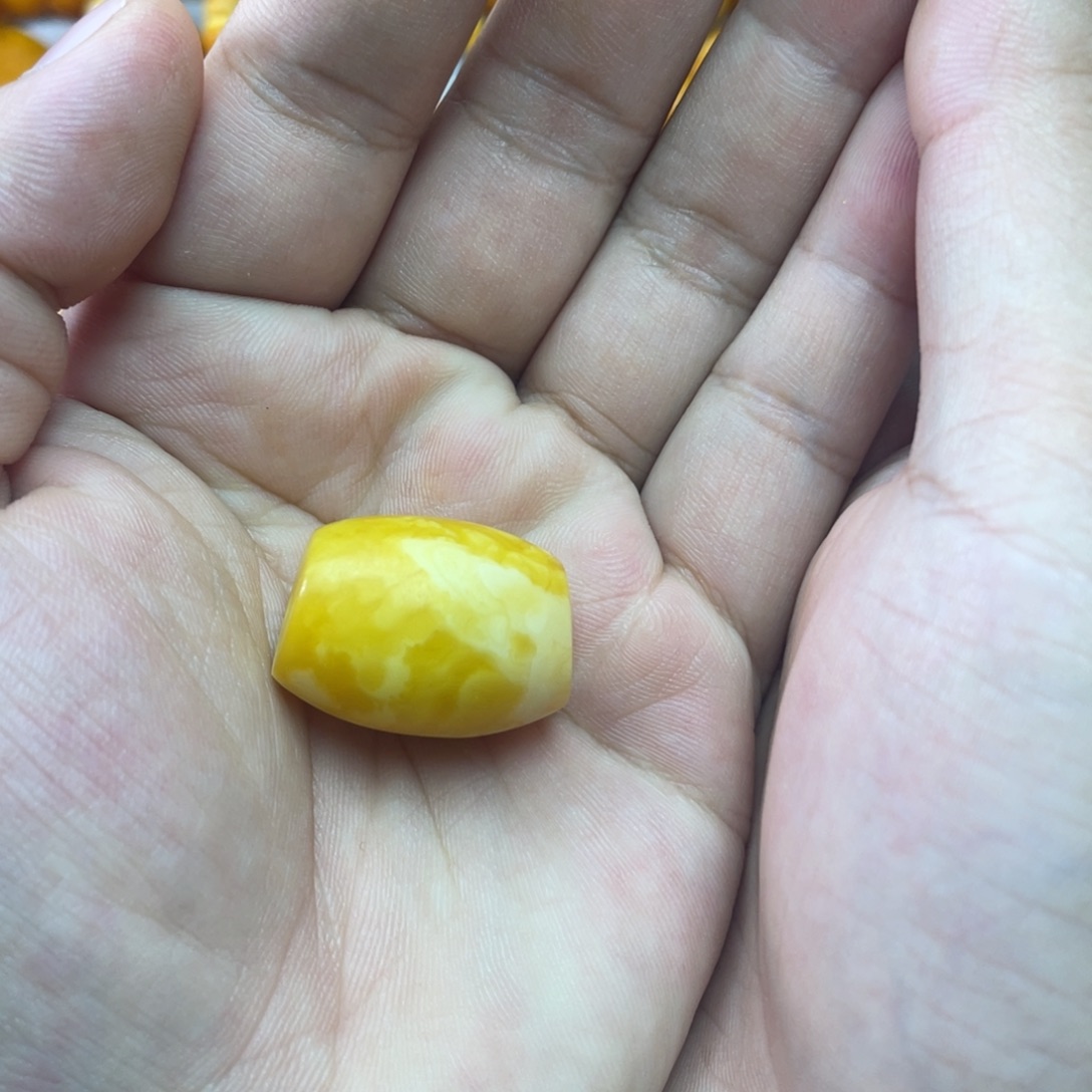 琥珀未镶嵌吊坠(不含链)