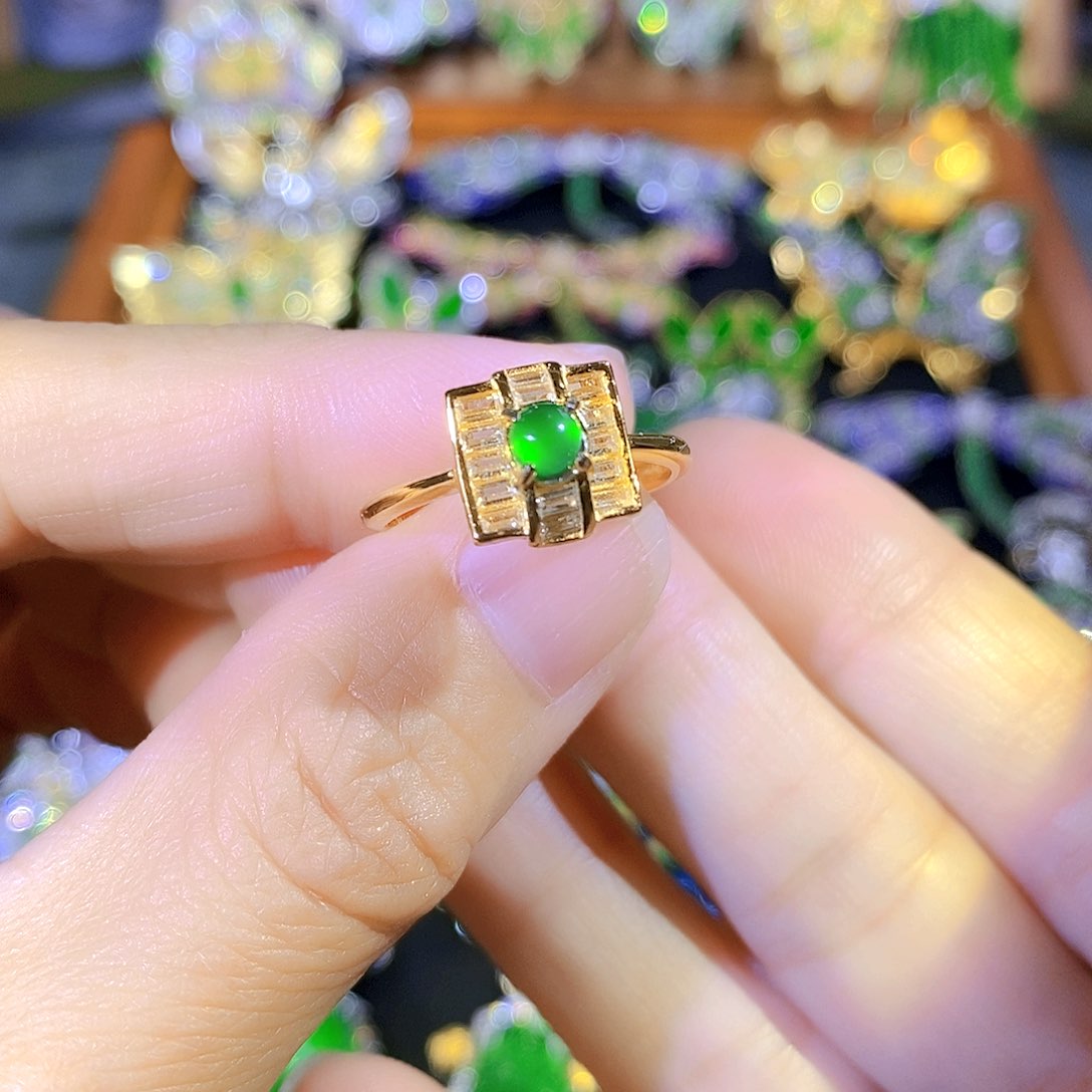 颈饰银S925镶嵌翡翠