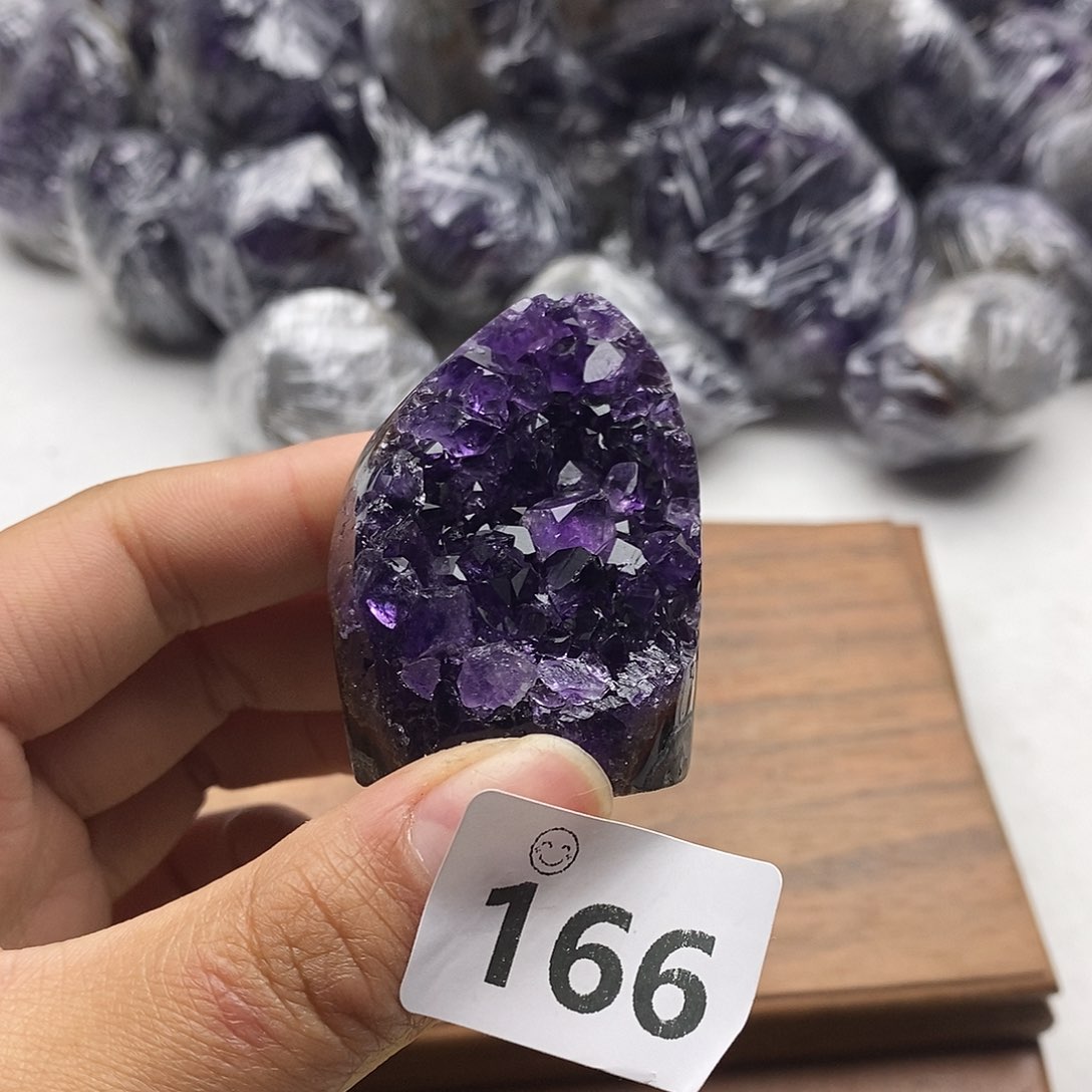 紫晶大型摆件（非配饰）未镶嵌