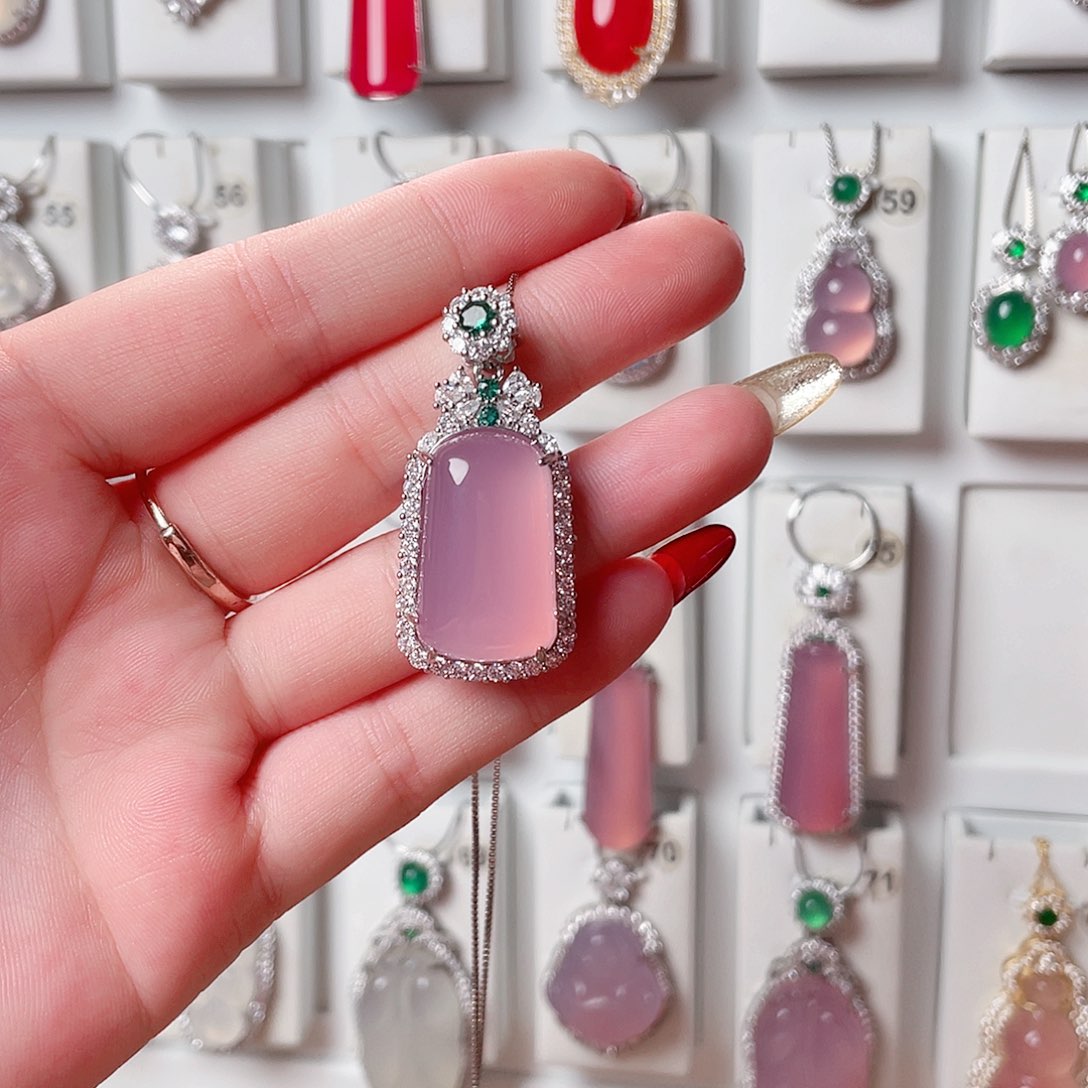 玛瑙/玉髓吊坠(赠链)未镶嵌