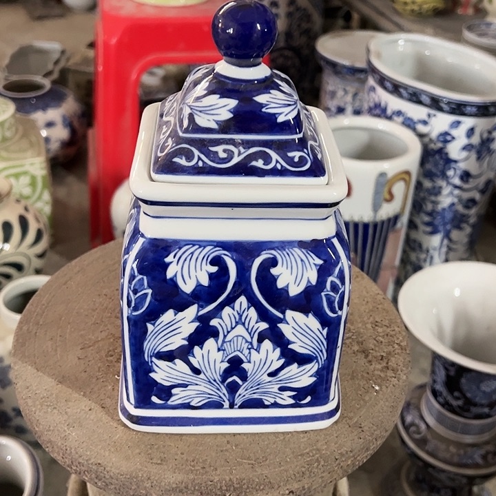 摆件青花瓷手工手绘高温釉下彩家居储物罐茶叶罐，微瑕福利放漏