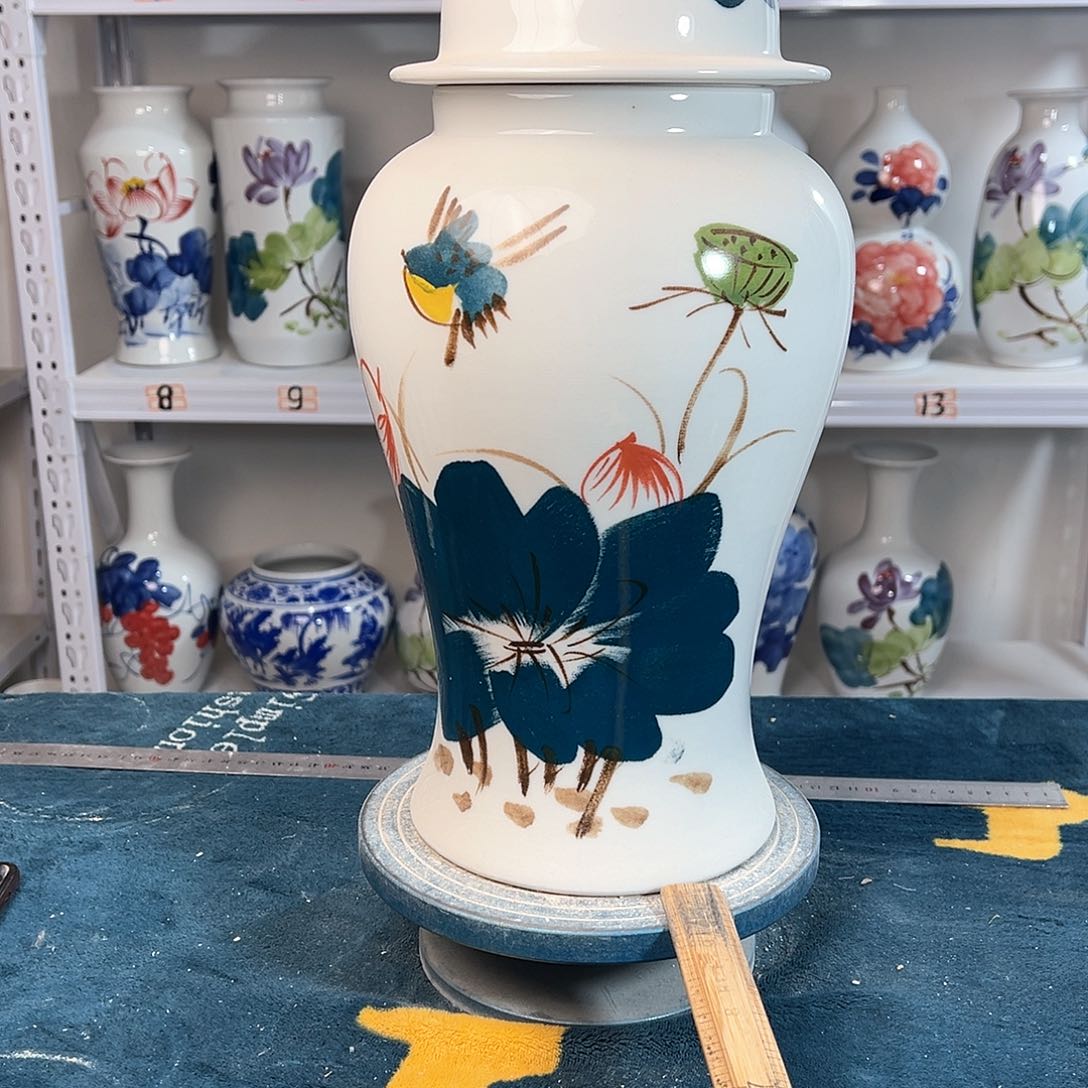 摆件景德镇陶瓷将荷鸟