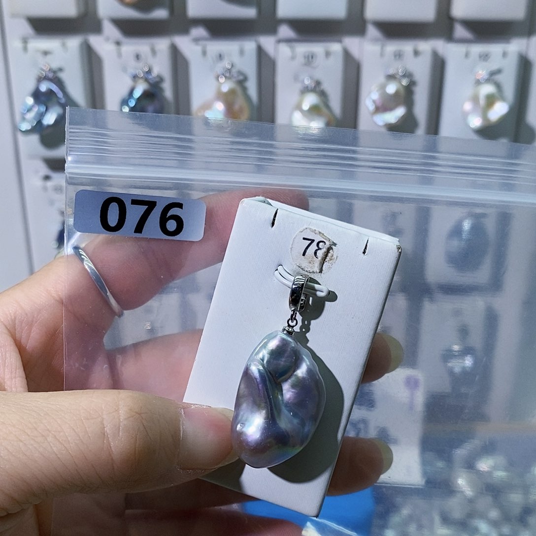 淡水珍珠合金颈饰