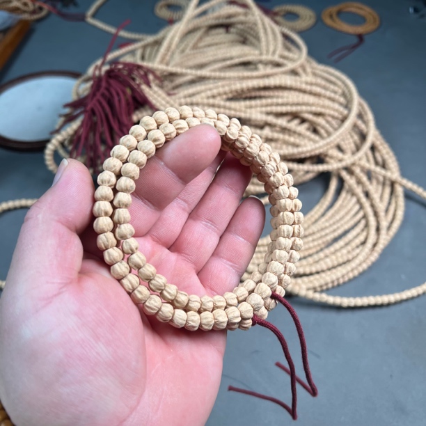 柏香籽 莲花龙脊懒人串 尺寸7+mm左右