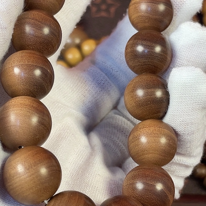 光***辉檀香木老山檀横纹黑肉1.5