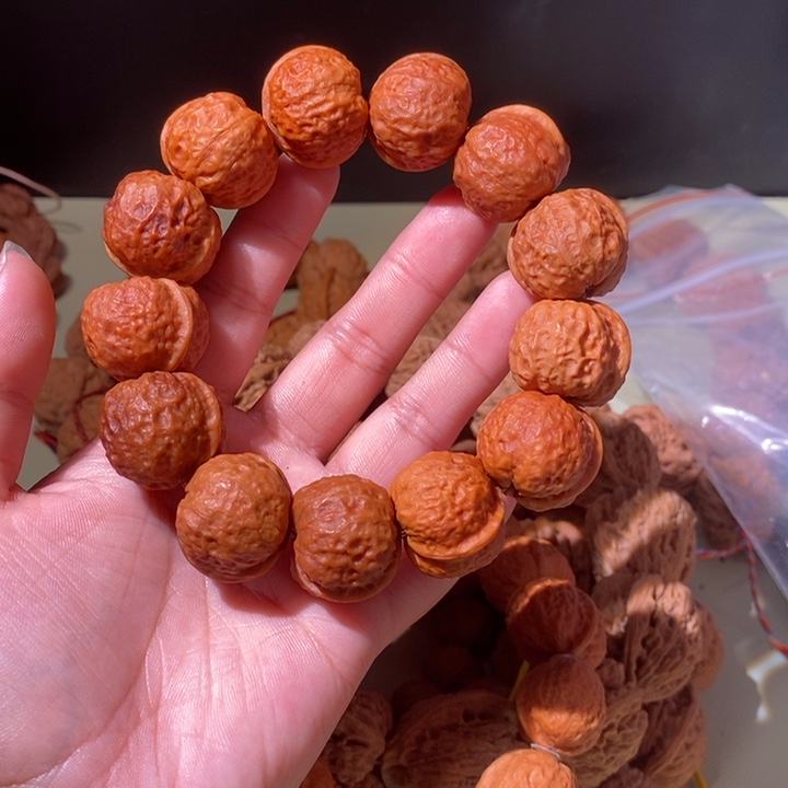 知***2手串文玩核桃…………