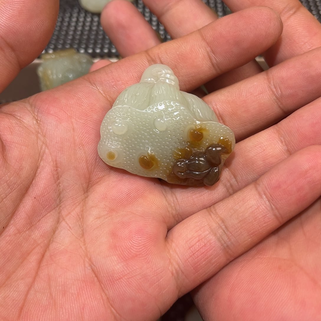 和田玉未镶嵌吊坠(不含链)