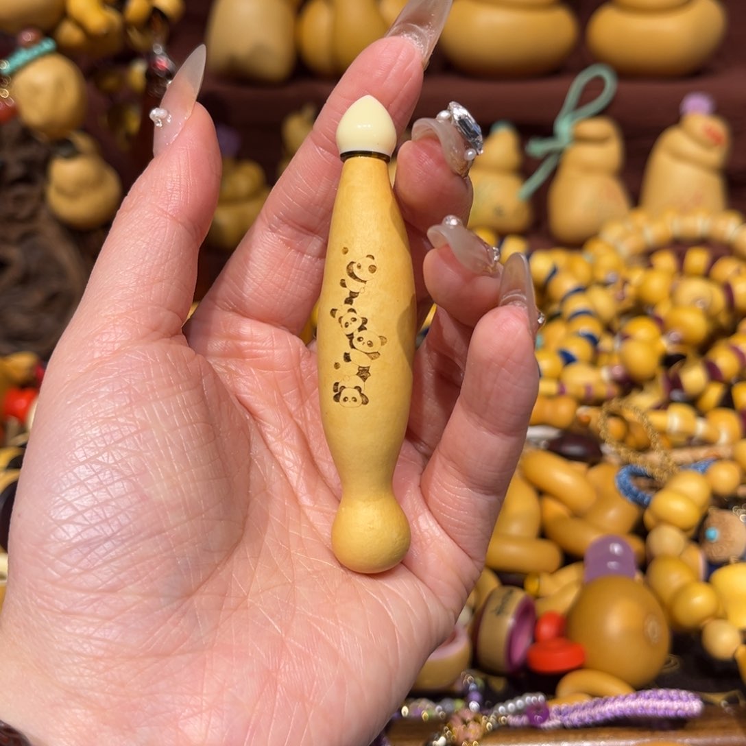 镶口的墨客可爱小手捻