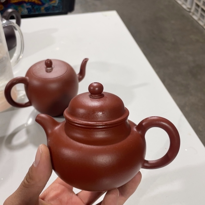 紫砂茶壶老厂紫砂壶一件。