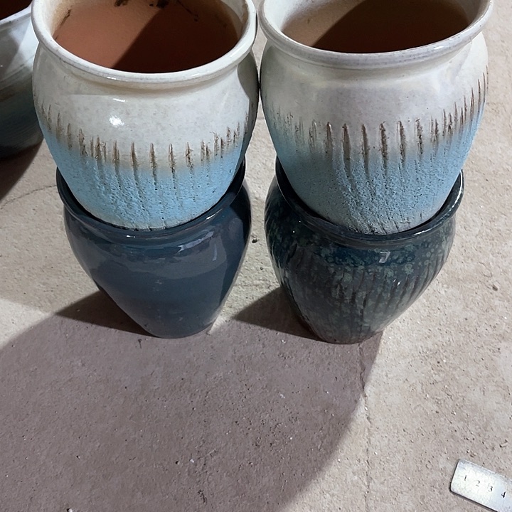 红陶口径13高度18四个小瑕疵