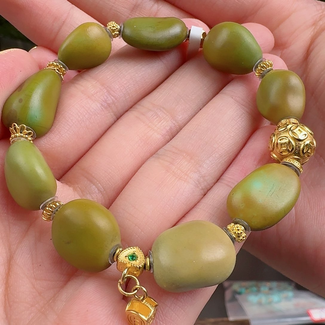 绿松石珠宝奇石18K金镶嵌