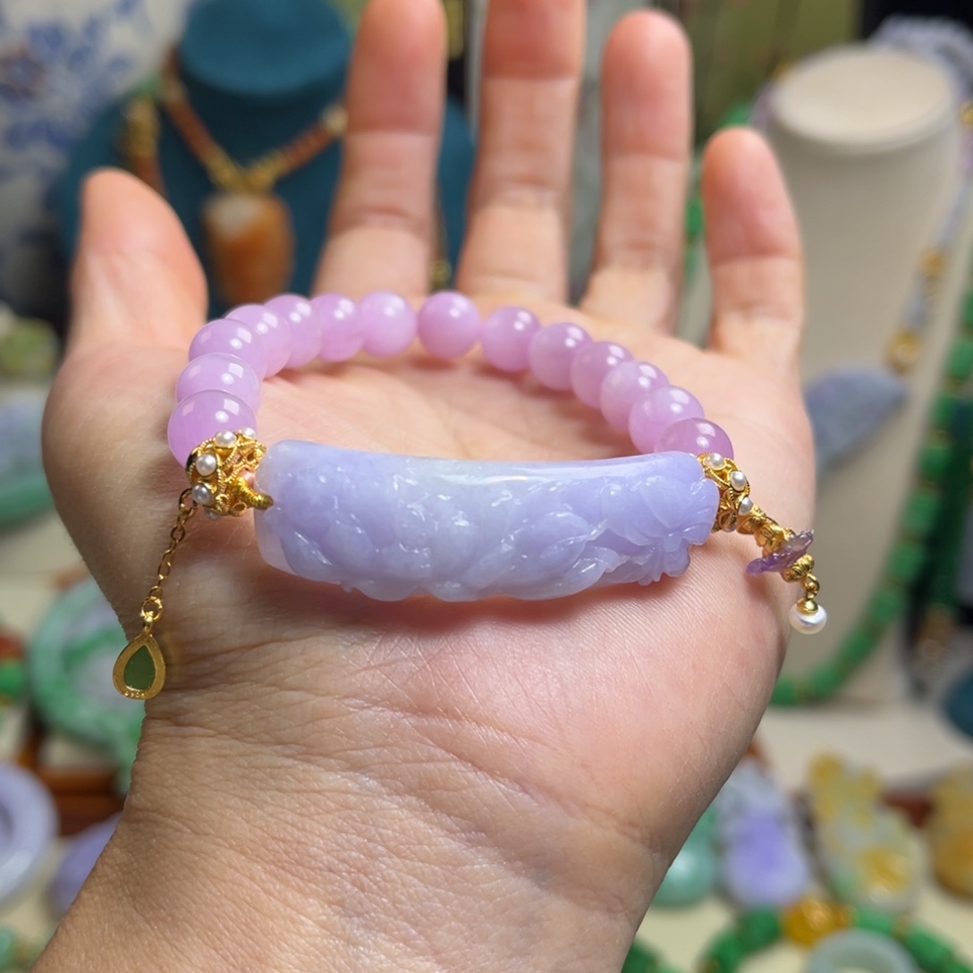 翡翠未镶嵌颈饰天然翡翠手牌