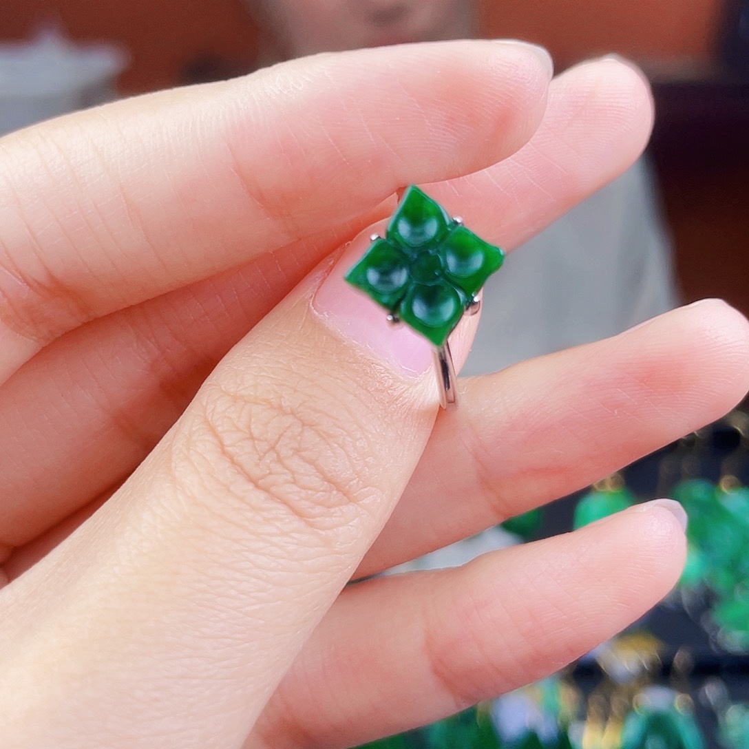 翡翠戒指银S925镶嵌饰品
