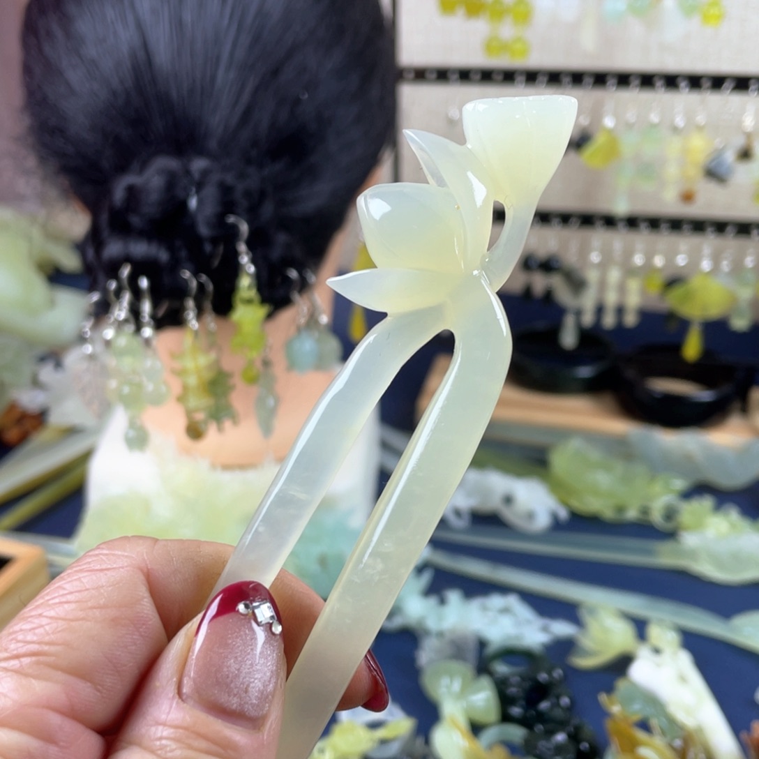 蛇纹石玉发饰未镶嵌