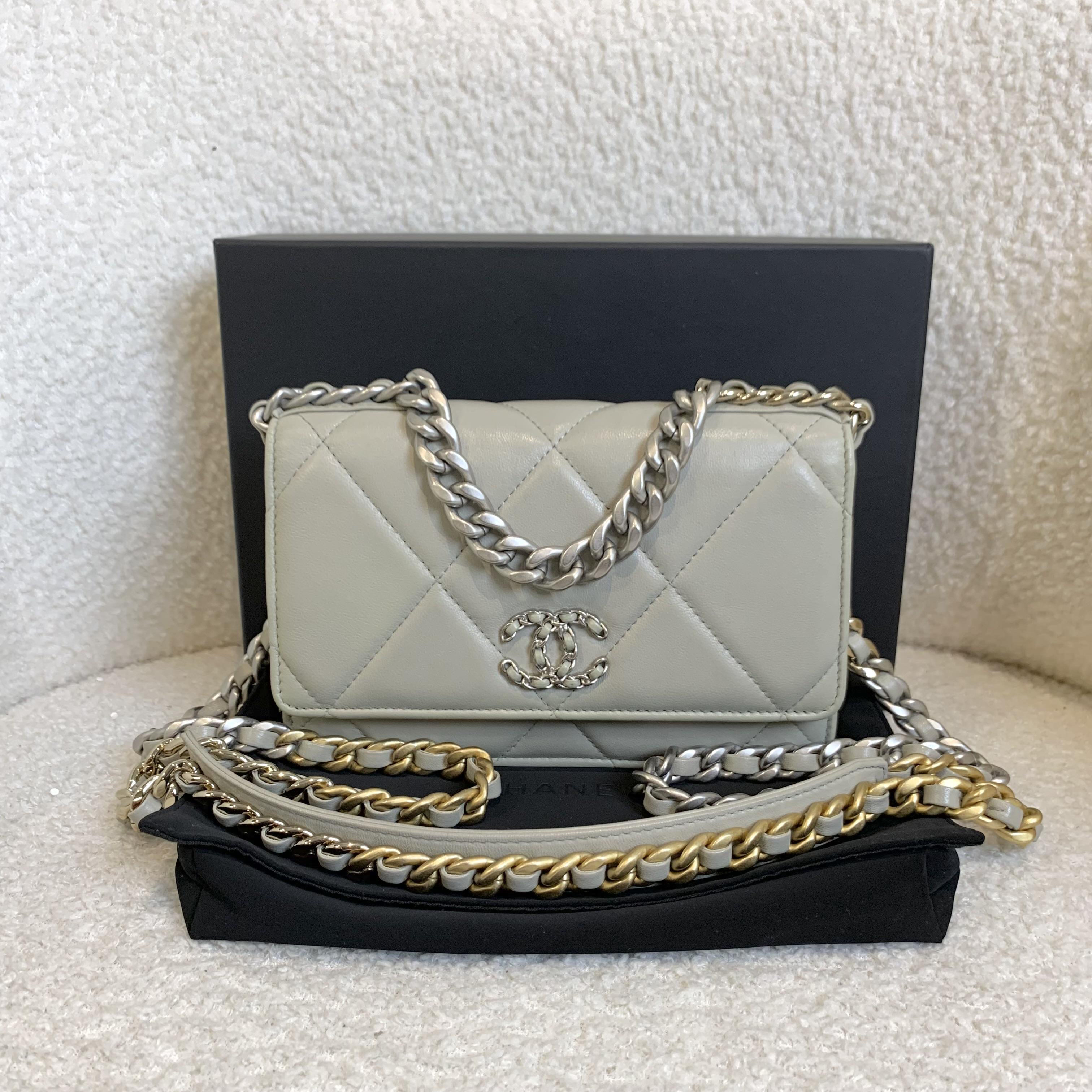 99新 Chanel/香奈儿 壹臻/22c浅灰色19bag woc 38963902