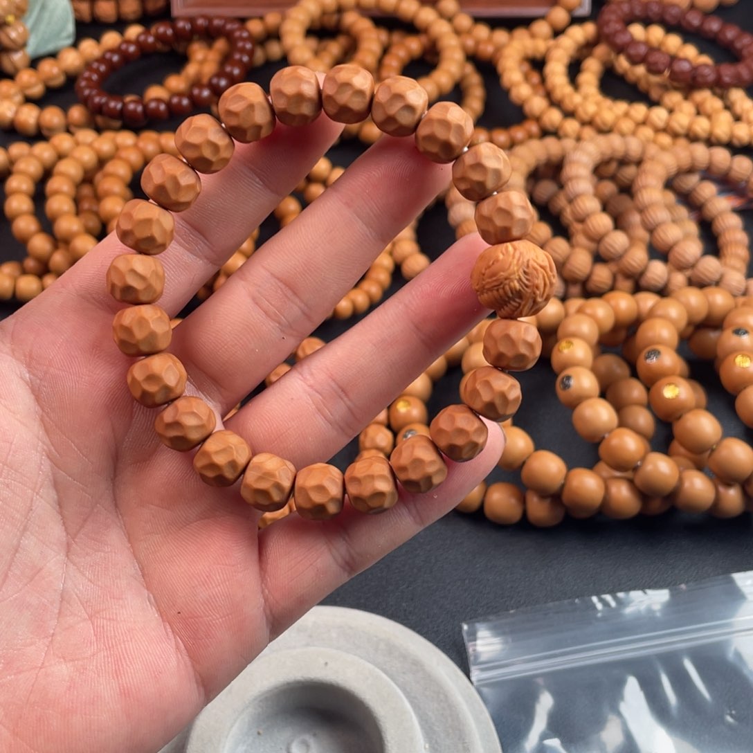 手串猴头核桃Z**~全品无暇黑金无相 A6