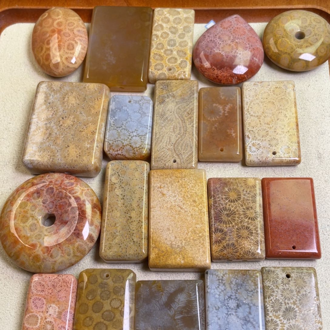 硅化玉吊坠合金A**我