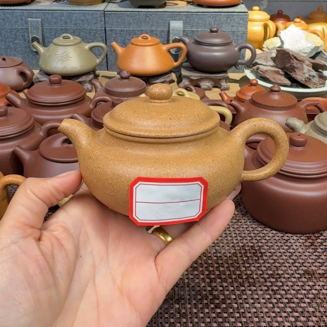 茶壶段泥黄金段特价180毫升左右