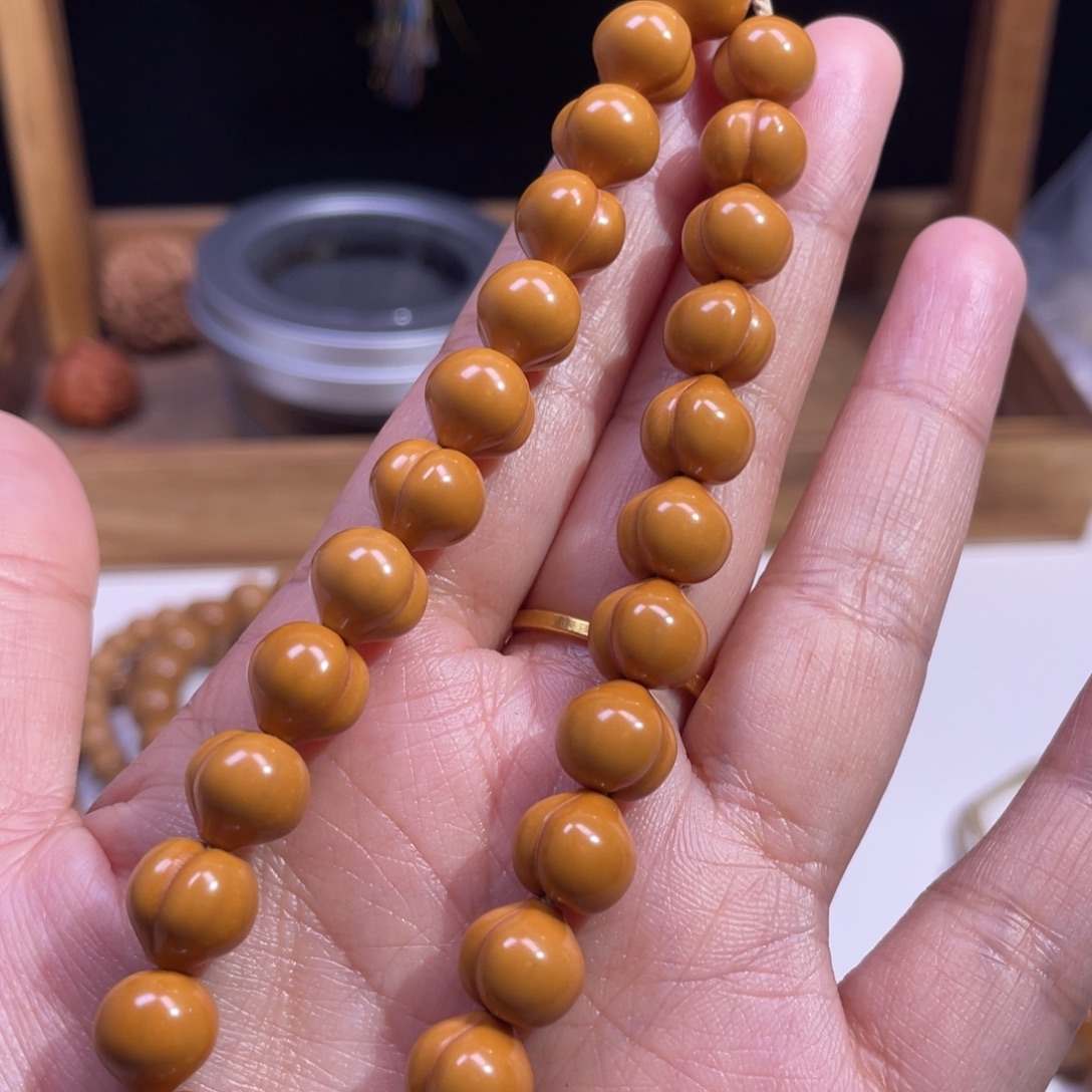一***月吊坠猴头核桃小屁桃10mm全品