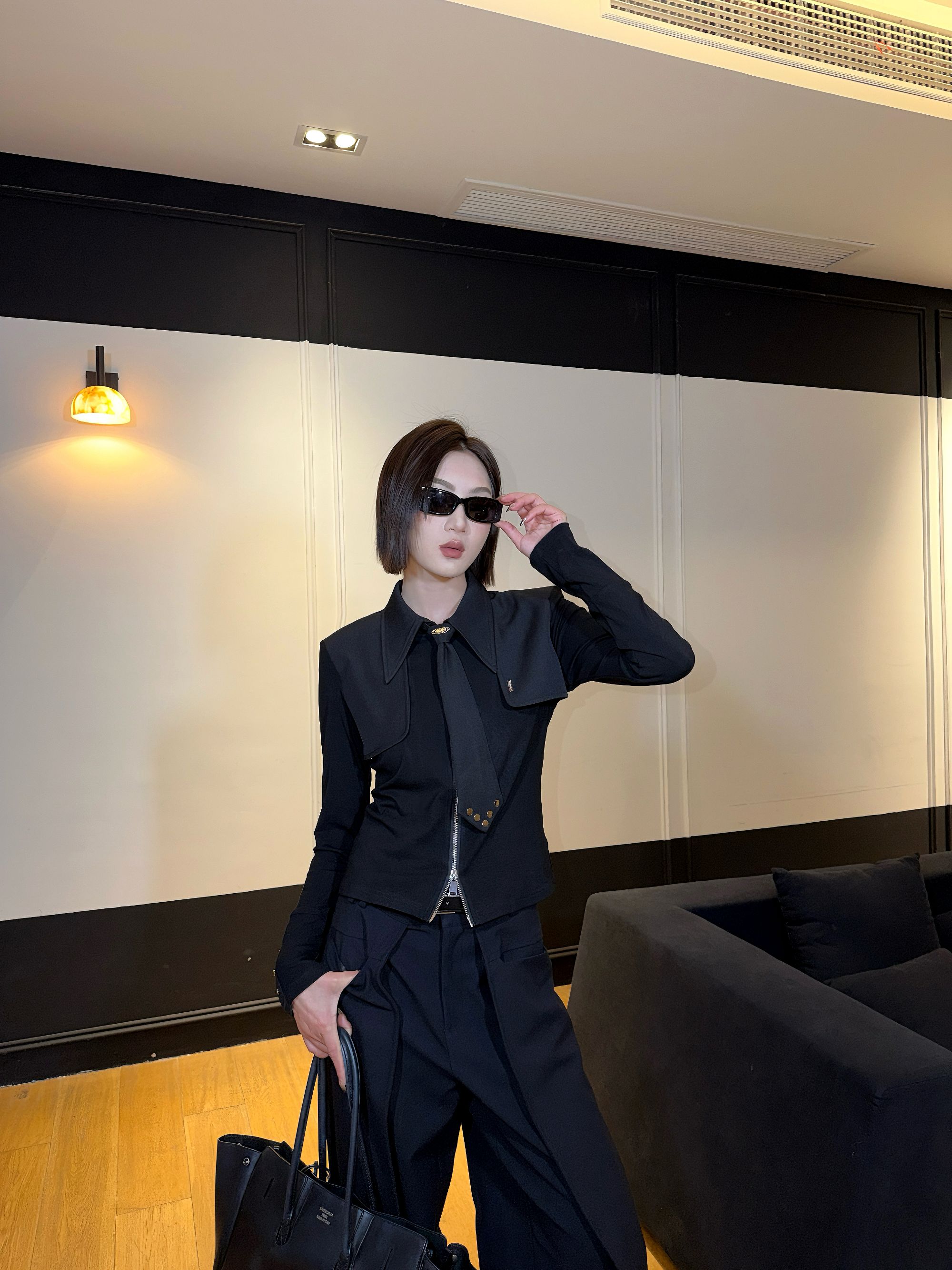 邓蕾婷【迷人曲线】冬季新款小众拼接设计领带显瘦气质百搭拉链衬衫