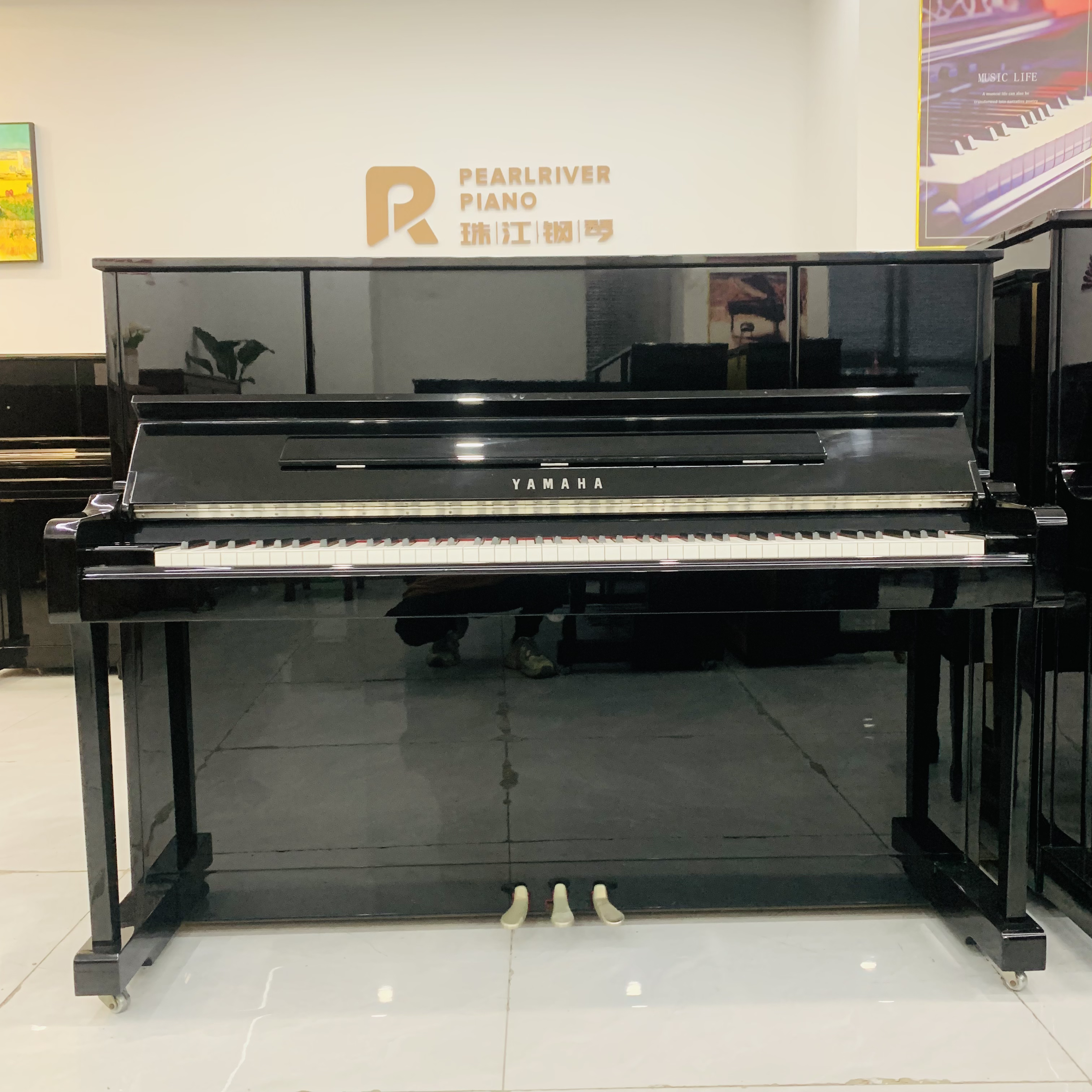  Yamaha/雅马哈 YU118DN考级钢琴适合成人练习初学立式钢琴