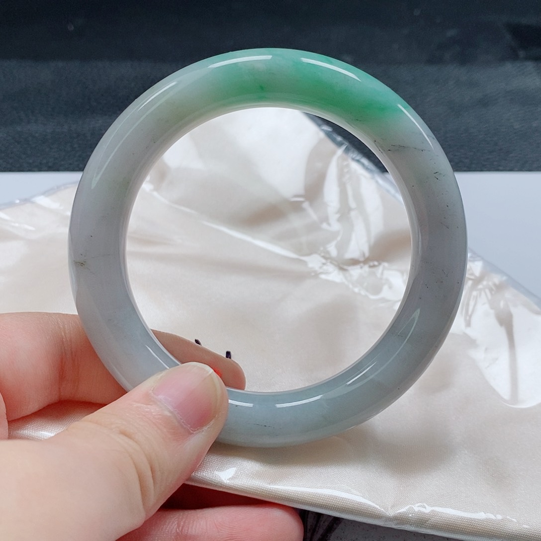 【闪购商品】未镶嵌手镯翡翠471