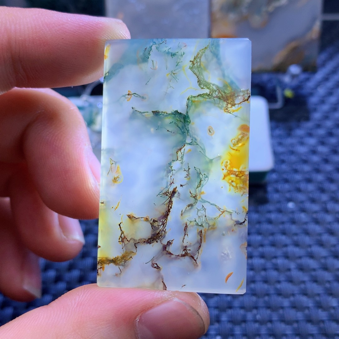 未镶嵌颈饰玛瑙/玉髓鸿*