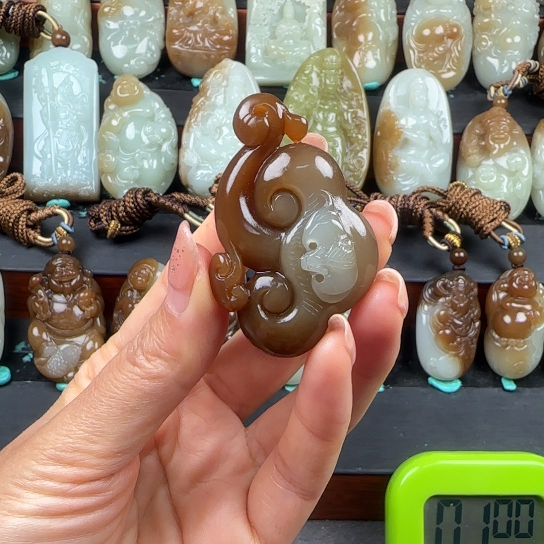 岁***好和田玉未镶嵌挂件