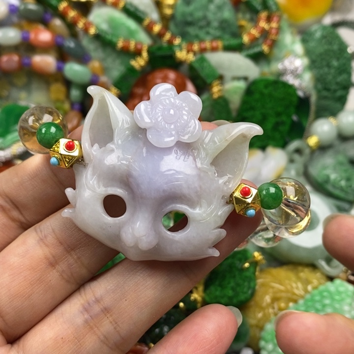 翡翠未镶嵌吊坠(赠链)