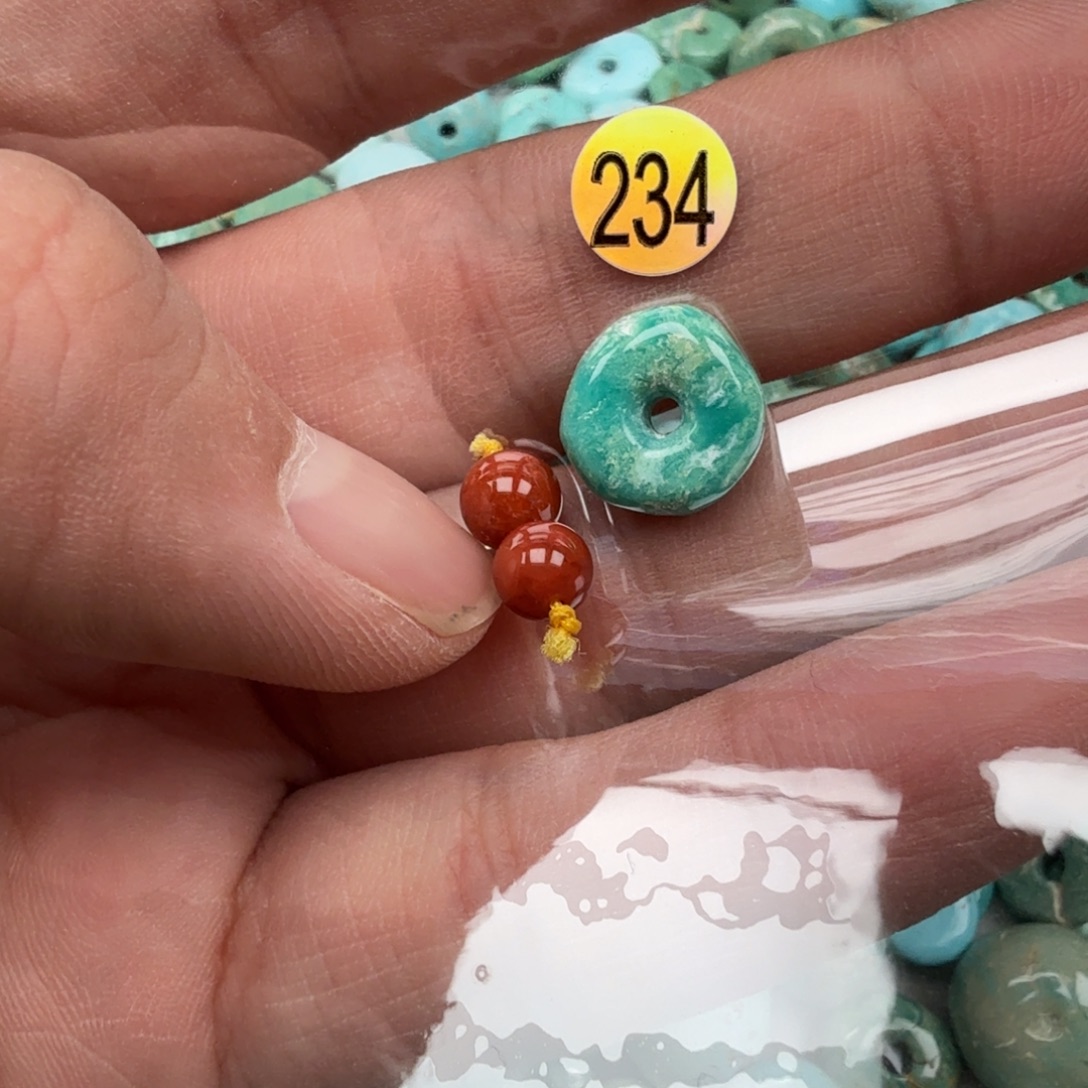 南红玛瑙未镶嵌珠宝奇石