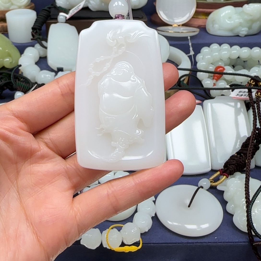 像***风和田玉未镶嵌挂件