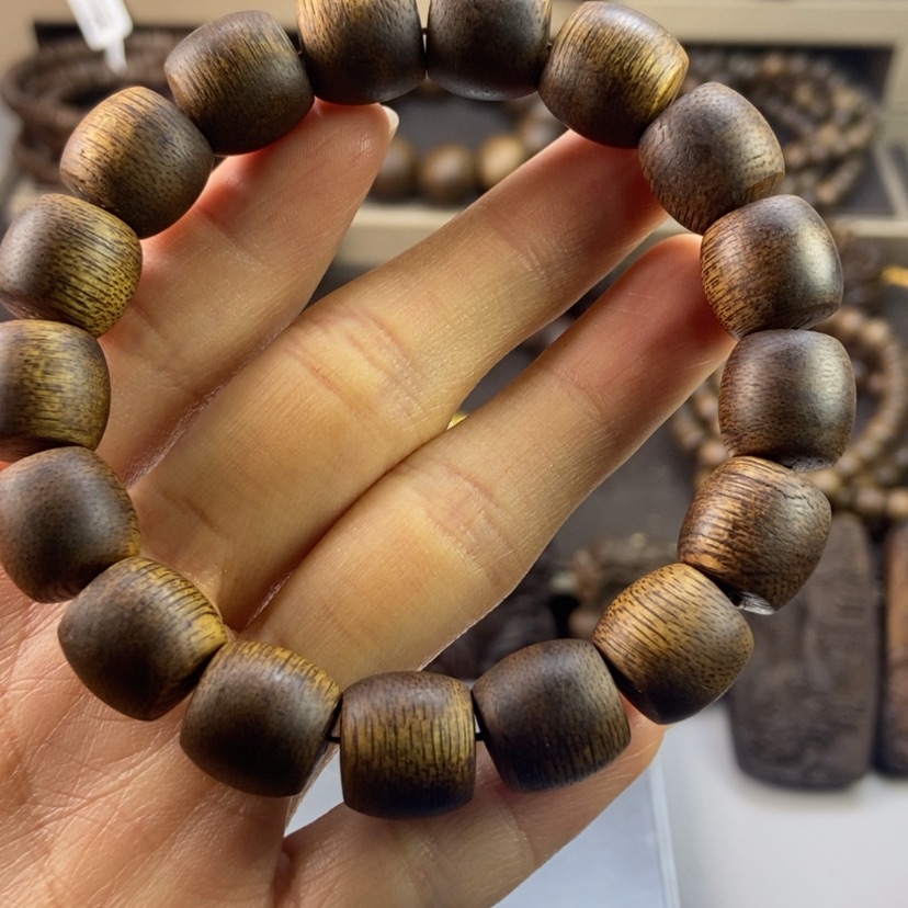 【闪购商品】沉香手串顺**然越南芽庄黄棋