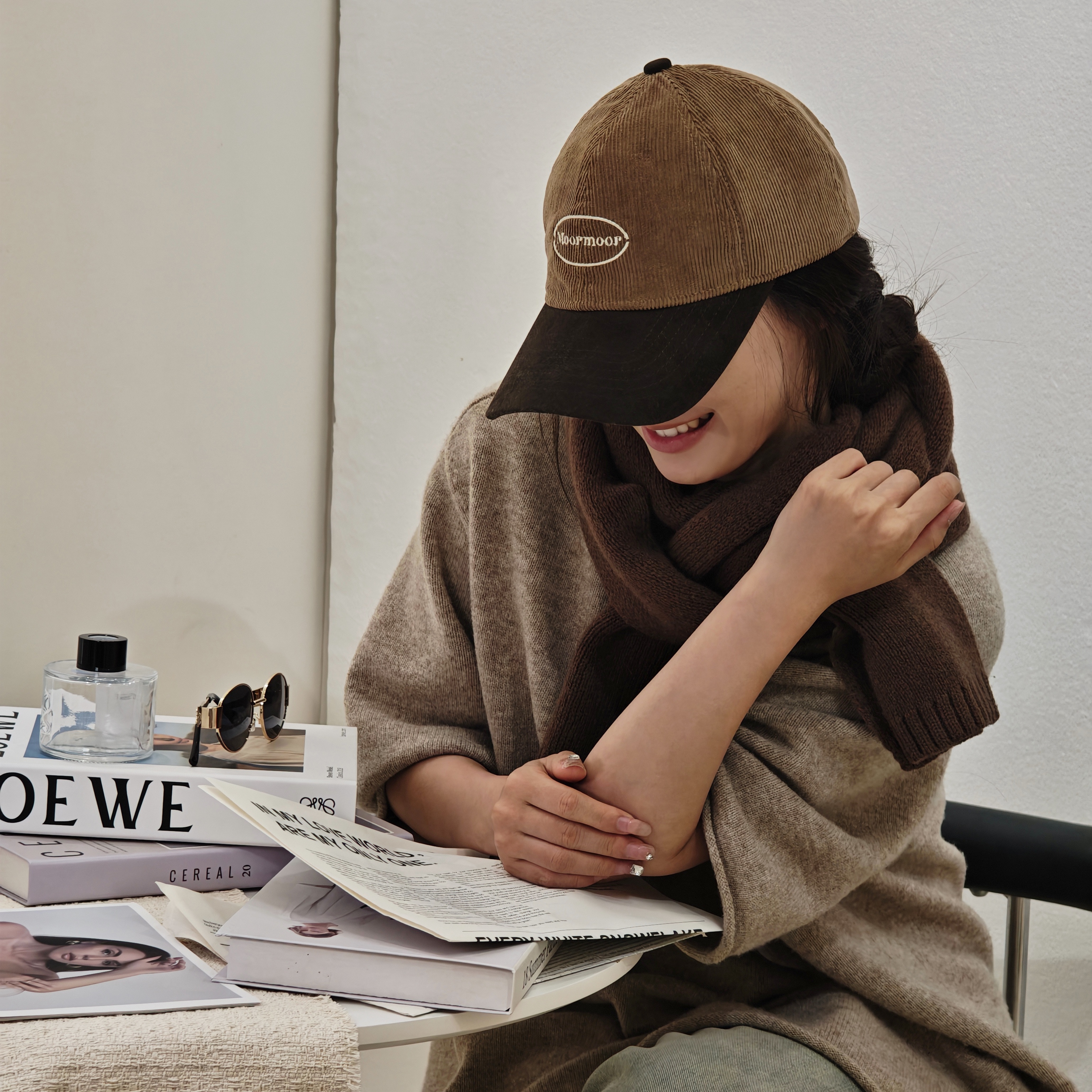 太一软顶棒球帽女灯芯绒潮流秋冬时尚拼接个性百搭鸭舌帽刺绣