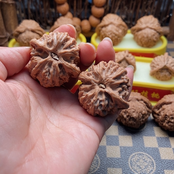 文玩核桃把件陈*林40苹果园