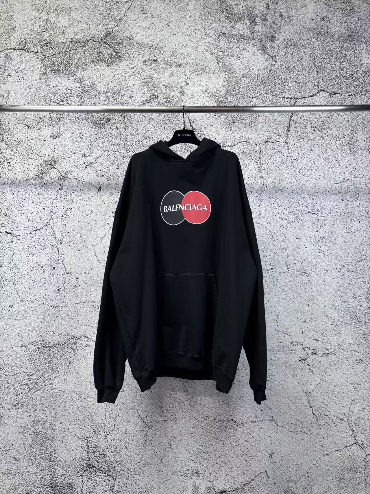 未使用 Balenciaga/巴黎世家 万事达印花帽衫/M码/NR0079