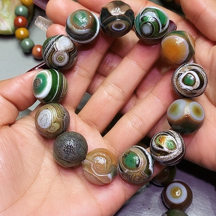 隐***ㅤ玛瑙/玉髓未镶嵌珠宝奇石