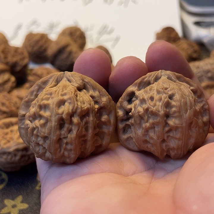 用***1文玩核桃吊坠狮子