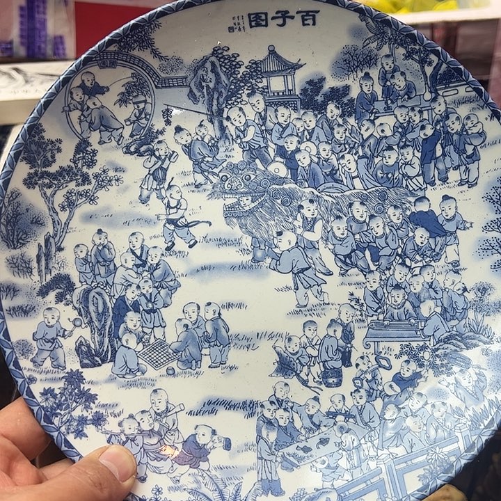 随***。非洲紫檀（红花梨）