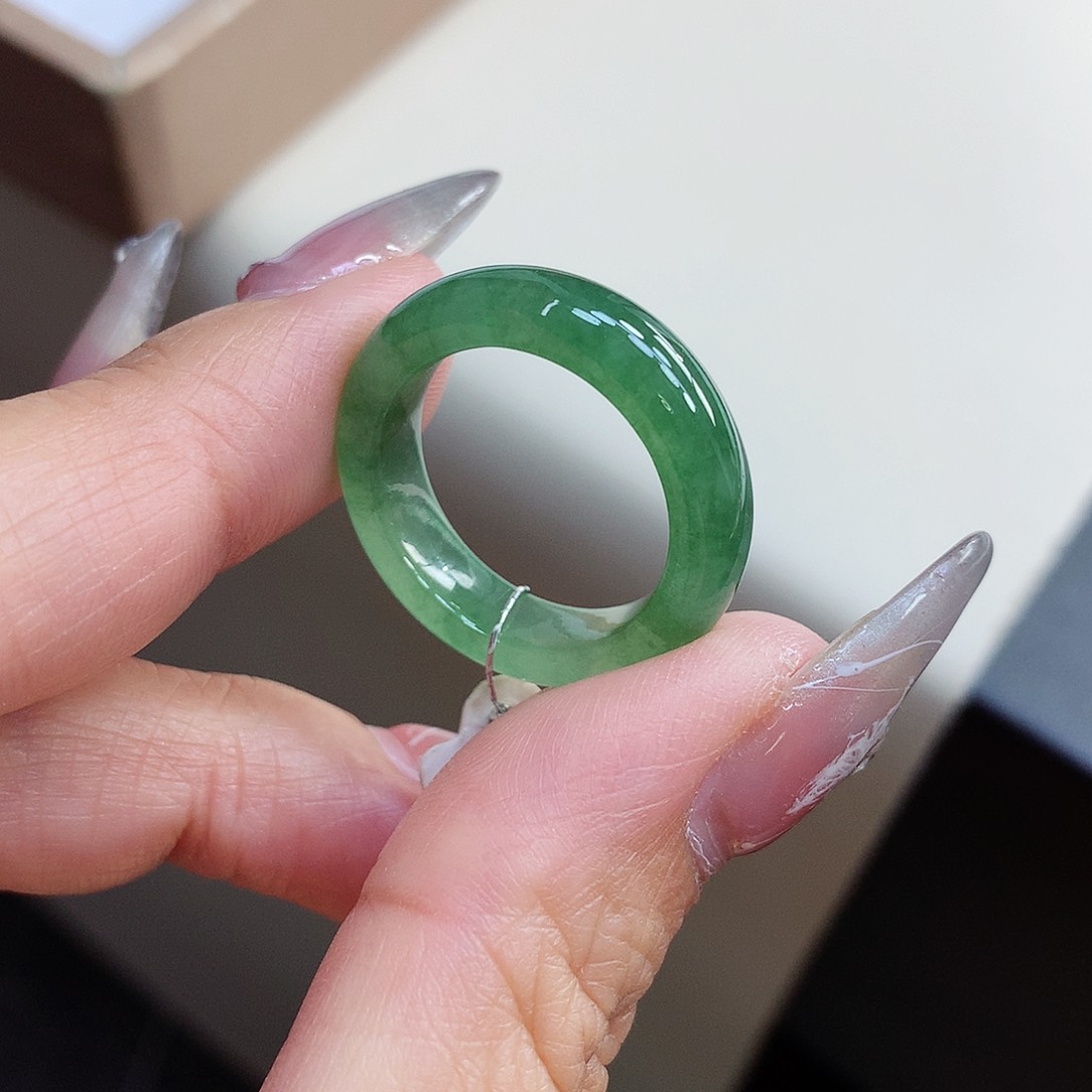 翡翠戒指未镶嵌三*19号