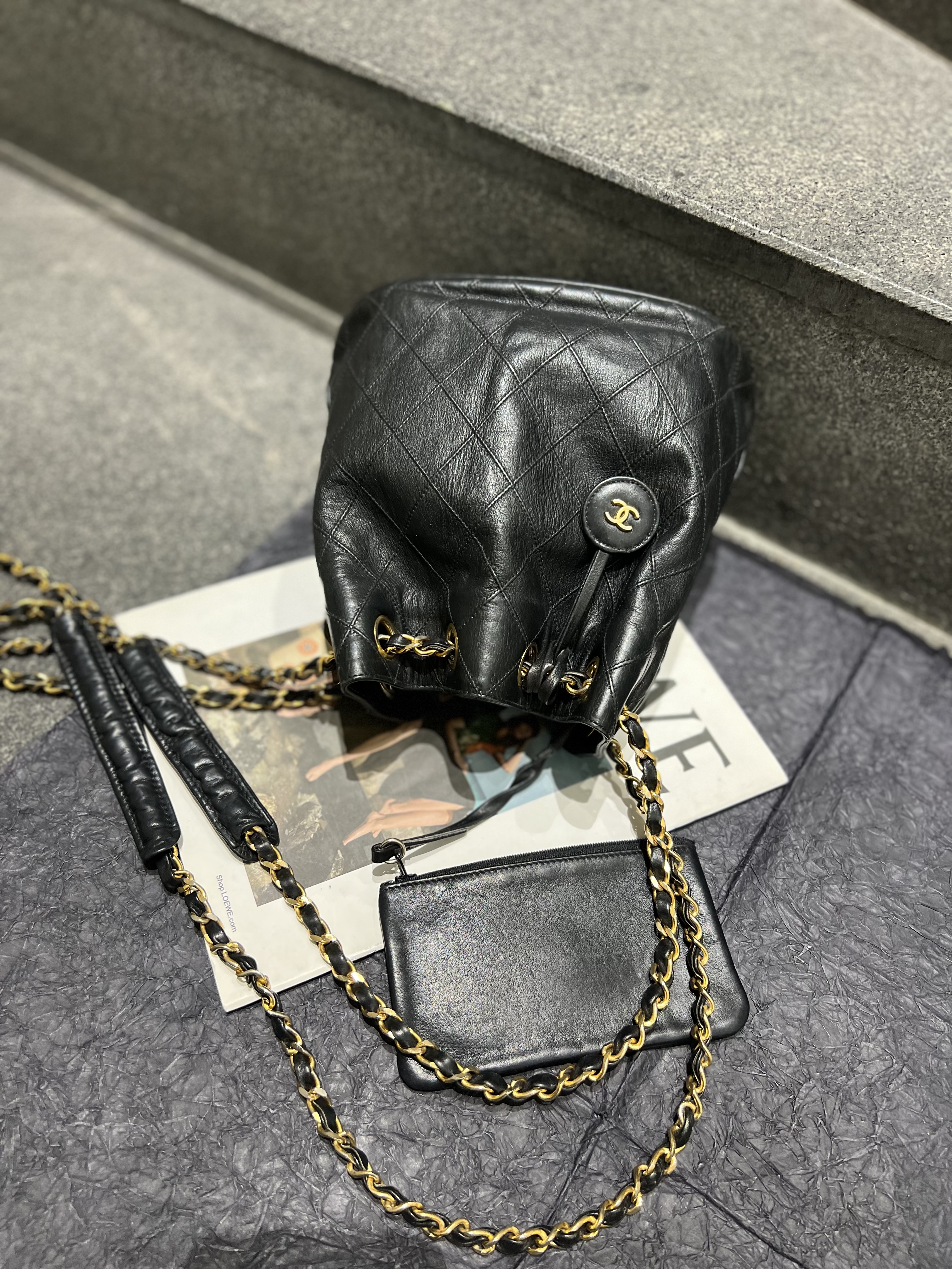 95新 Chanel/香奈儿 黑金抽绳水桶单肩包