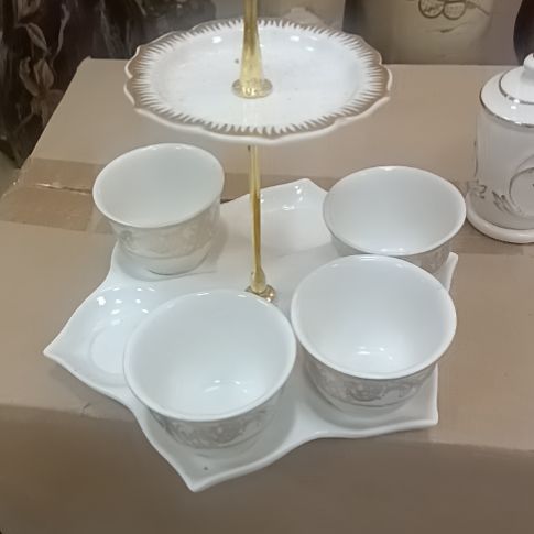 壶瑕。。。。。。。。。。。。。。。