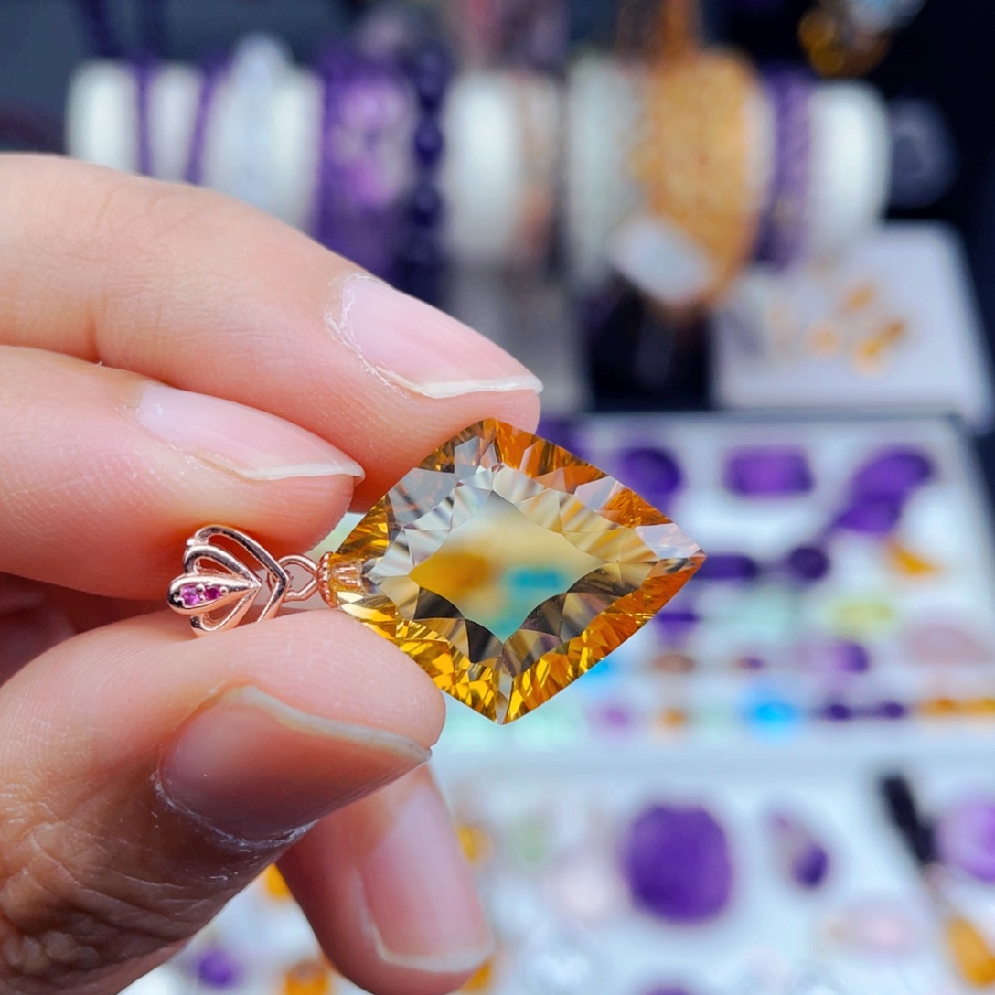 水晶高品质天然黄水晶吊坠银S925镶嵌