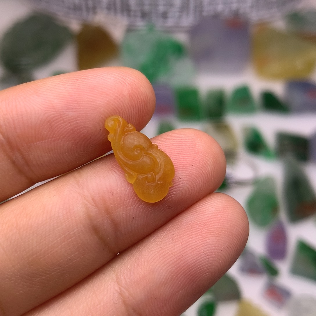 定制翡翠未镶嵌天然翡翠定制